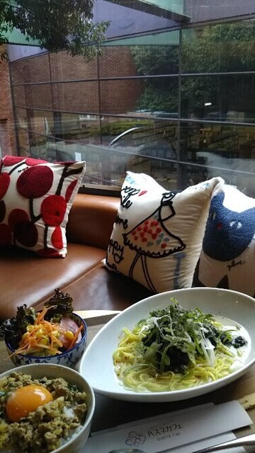 20191116 玉川図書館HASUNE CAFE.jpg