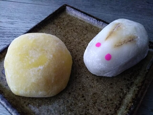 20201005 月見うさぎ団子&柚子大福.jpg