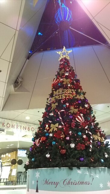 20201123 クリスマスツリー＠香林坊アトリオ.jpg